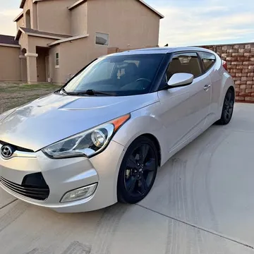 2017 Hyundai Veloster 2.0 Premium Coupe 3D