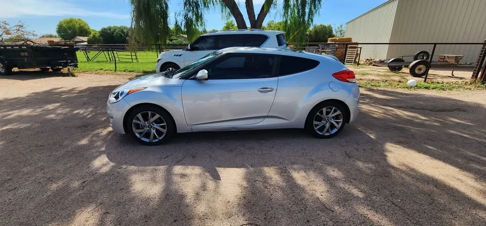 2017 Hyundai Veloster - Image 3 of 7
