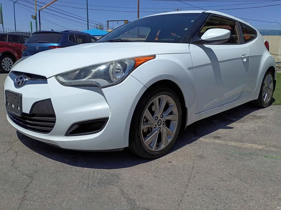 2017 Hyundai Veloster - Image 3 of 11