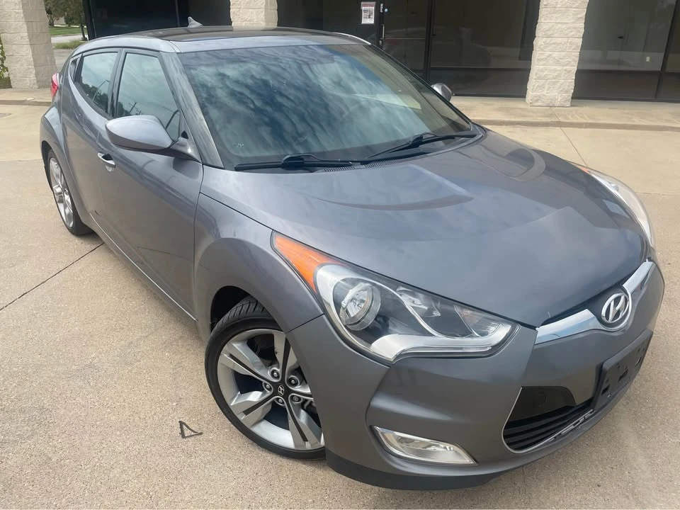 2017 Hyundai Veloster - Image 3 of 13