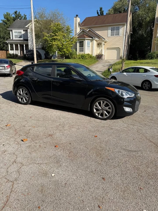 2017 Hyundai Veloster - Image 7 of 20