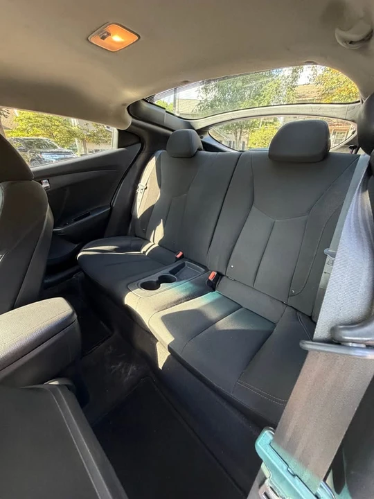 2017 Hyundai Veloster - Image 18 of 20