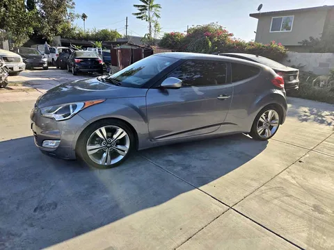 2017 Hyundai Veloster 2.0 Premium