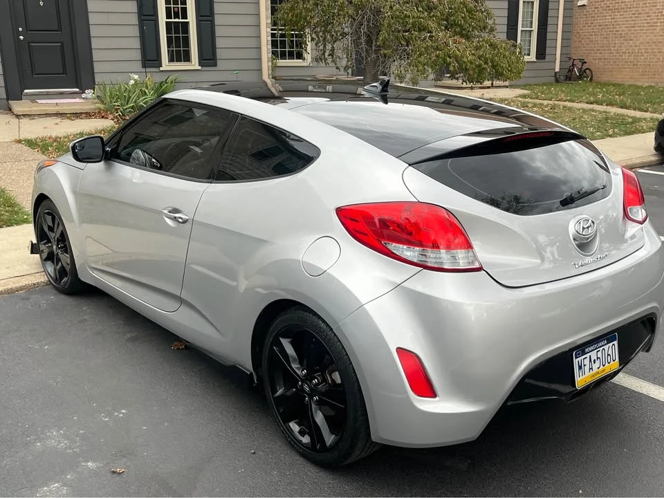 2017 Hyundai Veloster - Image 8 of 13