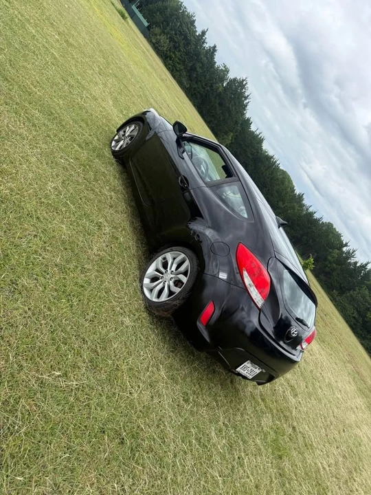 2017 Hyundai Veloster - Image 11 of 18