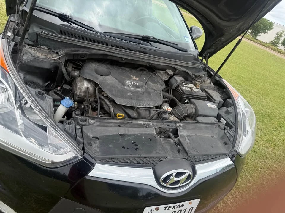 2017 Hyundai Veloster - Image 13 of 18