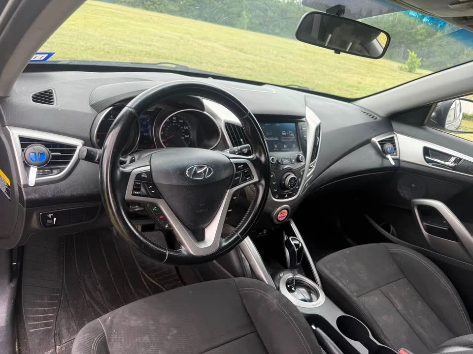 2017 Hyundai Veloster - Image 18 of 18