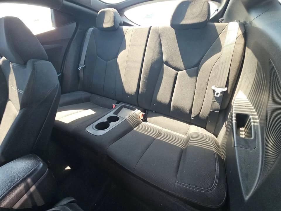 2017 Hyundai Veloster - Image 9 of 11