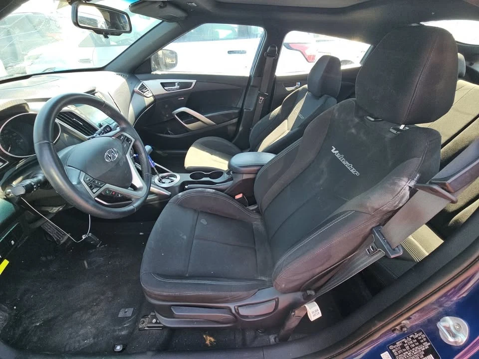 2017 Hyundai Veloster - Image 5 of 11