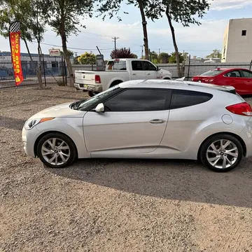 2017 Hyundai Veloster