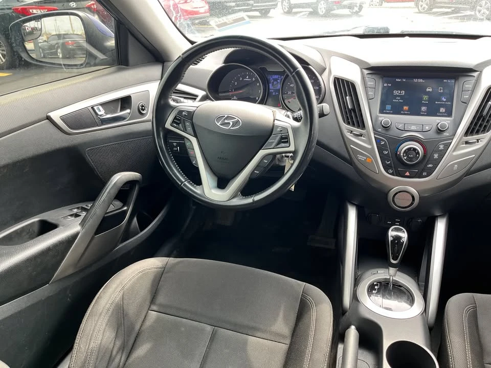 2017 Hyundai Veloster - Image 12 of 15