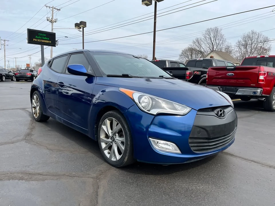 2017 Hyundai Veloster - Image 3 of 15