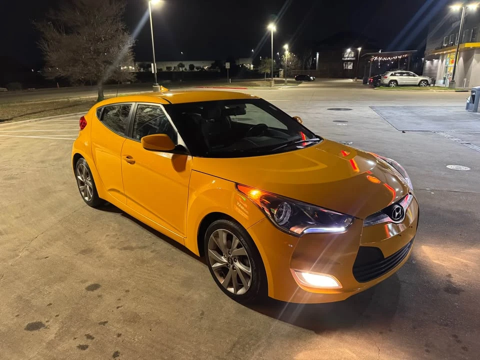 2017 Hyundai Veloster - Image 3 of 15
