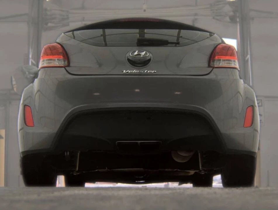 2017 Hyundai Veloster - Image 5 of 31
