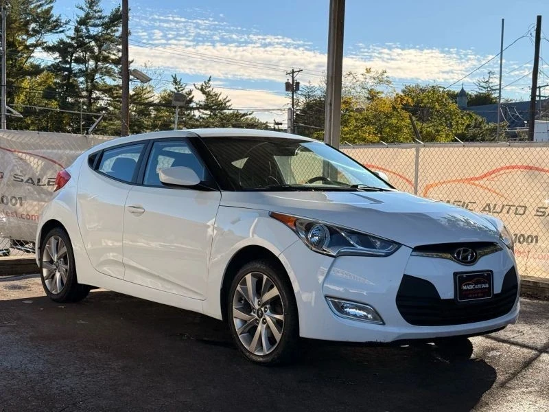 2017 Hyundai Veloster - Image 6 of 12