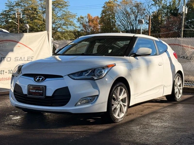 2017 Hyundai Veloster - Image 3 of 12