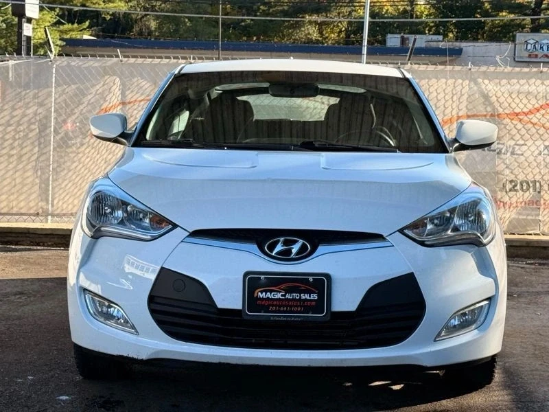 2017 Hyundai Veloster - Image 5 of 12