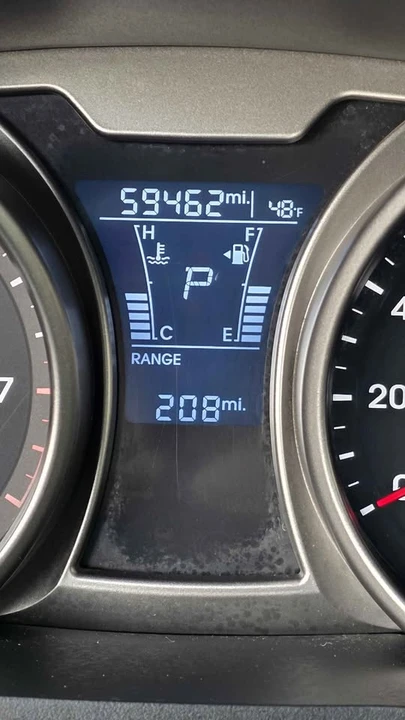 2017 Hyundai Veloster - Image 14 of 15