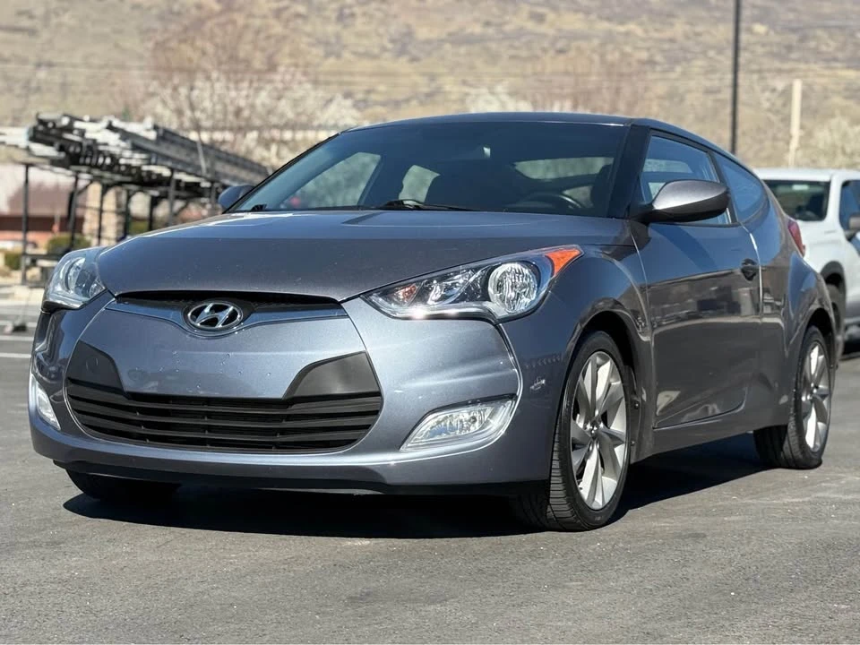2017 Hyundai Veloster - Image 3 of 17