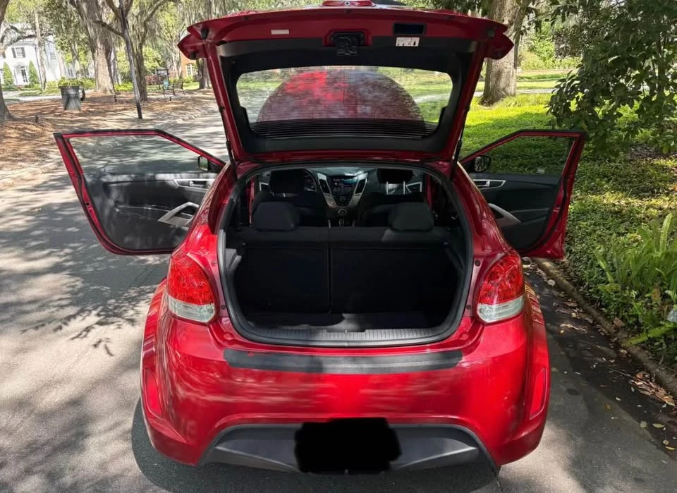 2017 Hyundai Veloster - Image 13 of 19