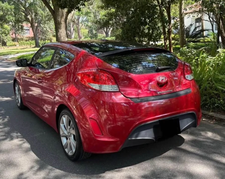 2017 Hyundai Veloster - Image 4 of 19