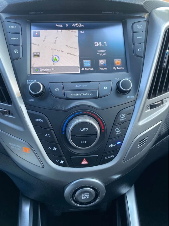 2017 Hyundai Veloster - Image 11 of 14