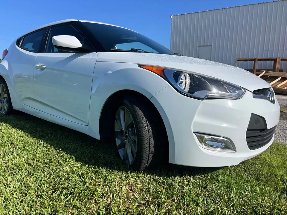 2017 Hyundai Veloster - Image 3 of 15