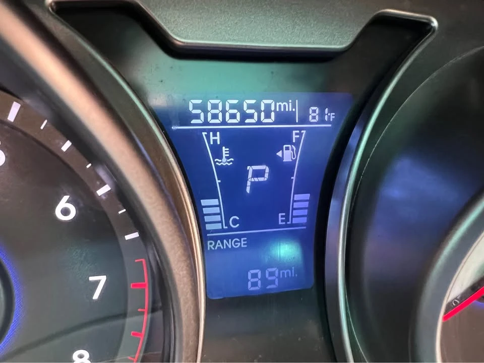 2017 Hyundai Veloster - Image 11 of 15