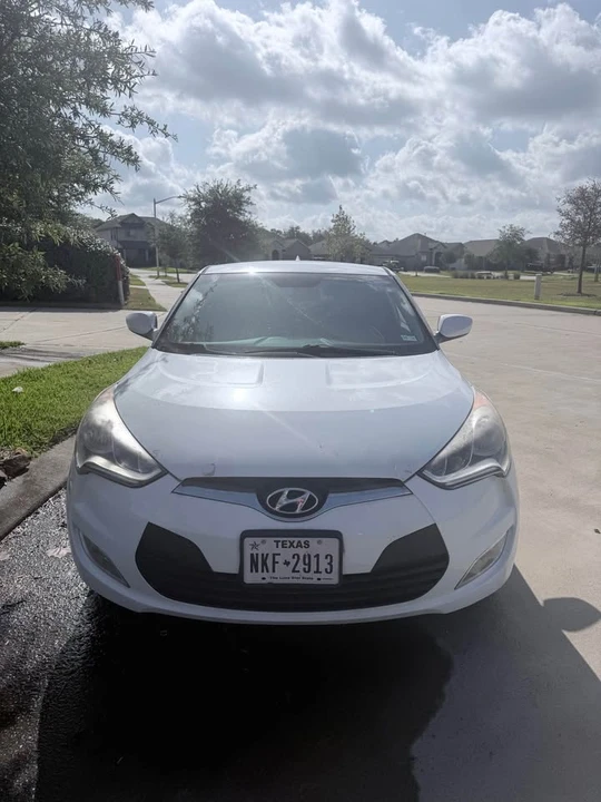 2017 Hyundai Veloster - Image 3 of 6