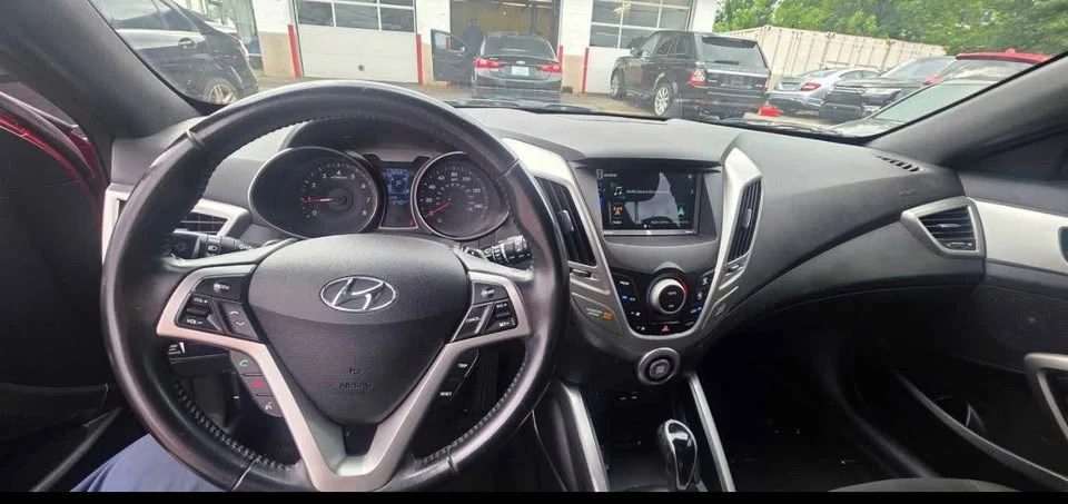 2017 Hyundai Veloster - Image 5 of 5