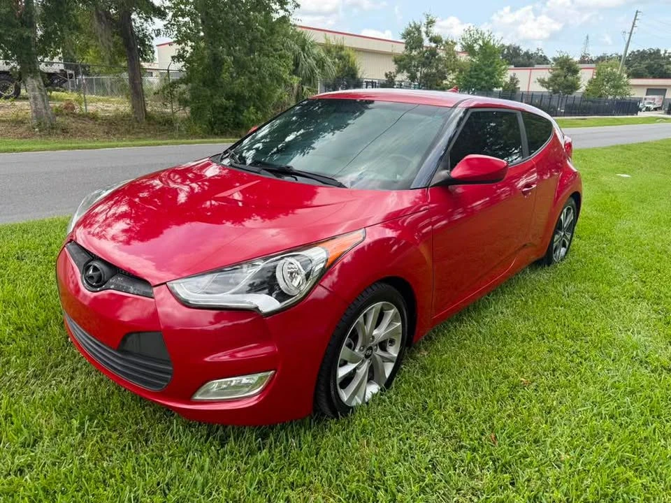 2017 Hyundai Veloster - Image 5 of 12