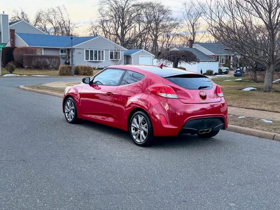 2017 Hyundai Veloster - Image 6 of 18
