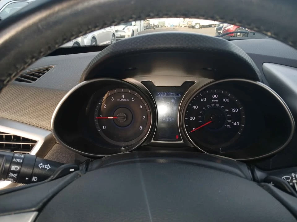 2017 Hyundai Veloster - Image 12 of 18