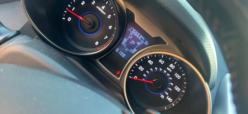 2017 Hyundai Veloster - Image 11 of 14