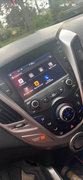 2017 Hyundai Veloster - Image 6 of 14