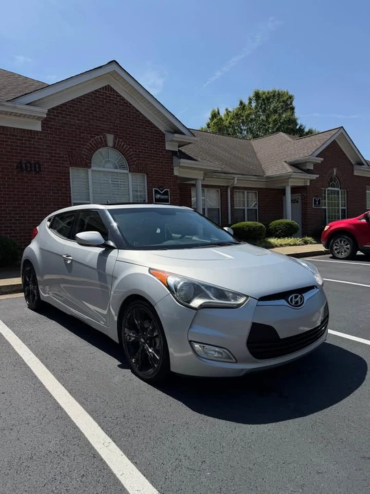 2017 Hyundai Veloster - Image 11 of 12