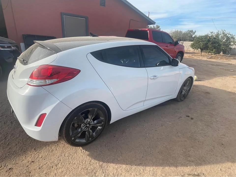 2017 Hyundai Veloster - Image 3 of 14