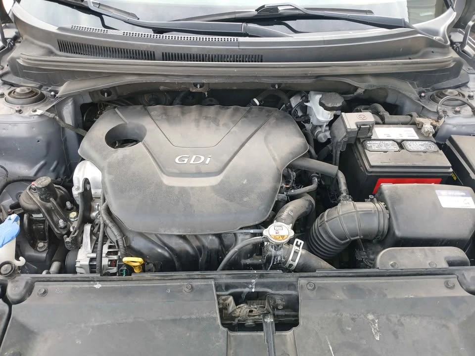 2017 Hyundai Veloster - Image 17 of 18