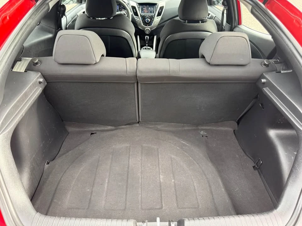 2017 Hyundai Veloster - Image 11 of 20