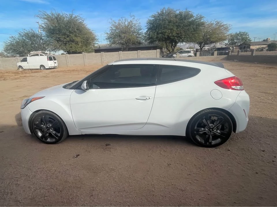 2017 Hyundai Veloster - Image 14 of 14