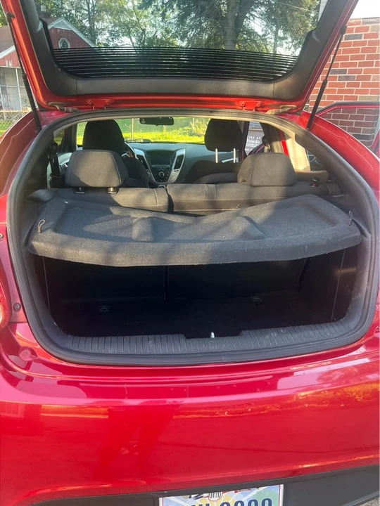 2017 Hyundai Veloster - Image 7 of 14