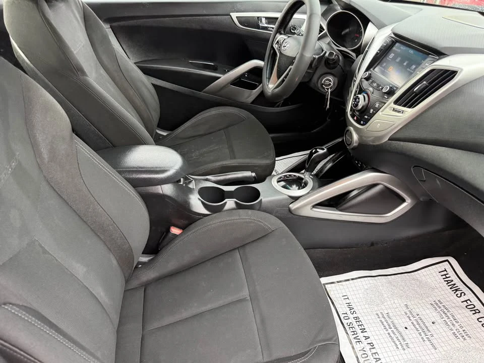 2017 Hyundai Veloster - Image 13 of 20