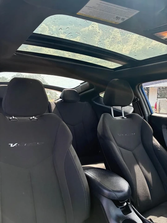 2017 Hyundai Veloster - Image 17 of 19