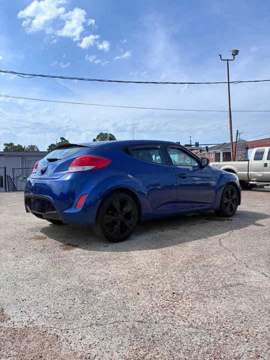 2017 Hyundai Veloster - Image 6 of 19