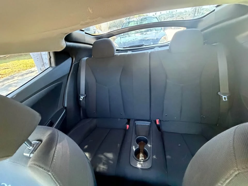 2017 Hyundai Veloster - Image 19 of 20