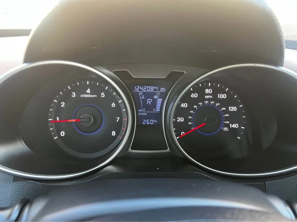 2017 Hyundai Veloster - Image 18 of 18