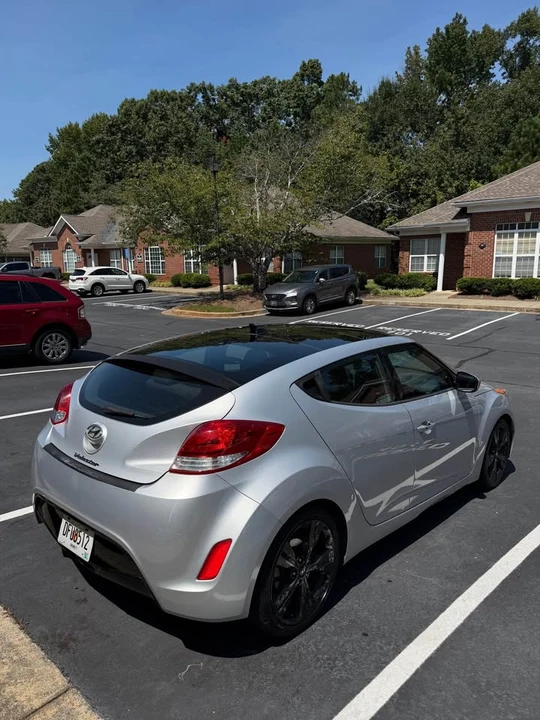 2017 Hyundai Veloster - Image 3 of 12