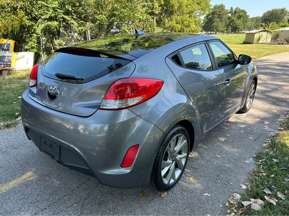 2017 Hyundai Veloster - Image 3 of 13