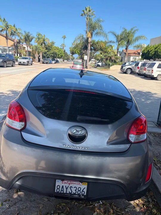 2017 Hyundai Veloster - Image 11 of 20