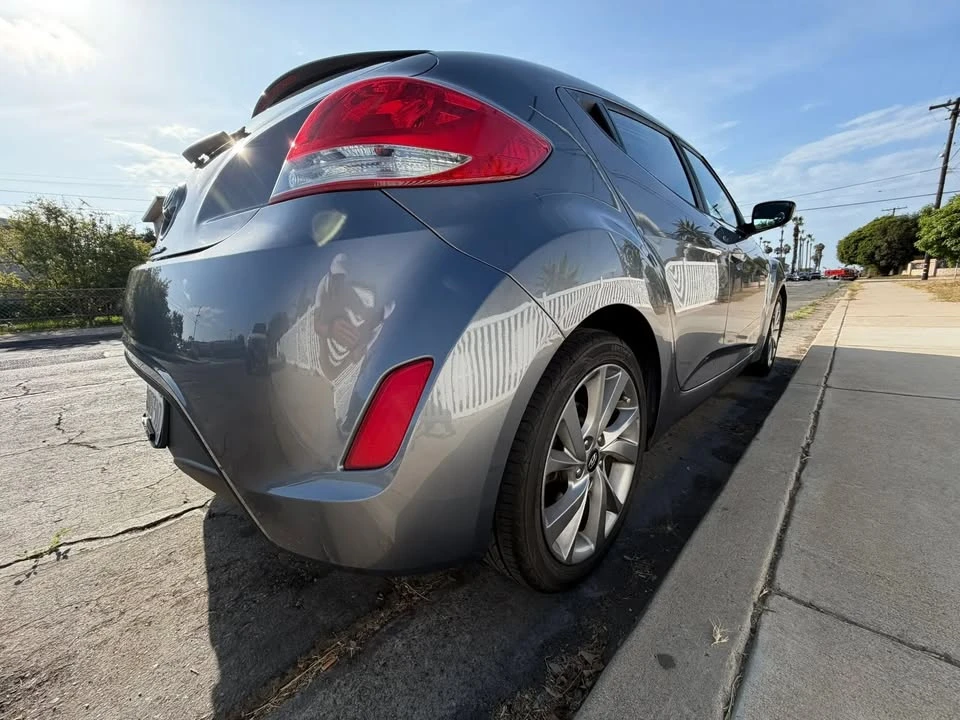 2017 Hyundai Veloster - Image 6 of 12